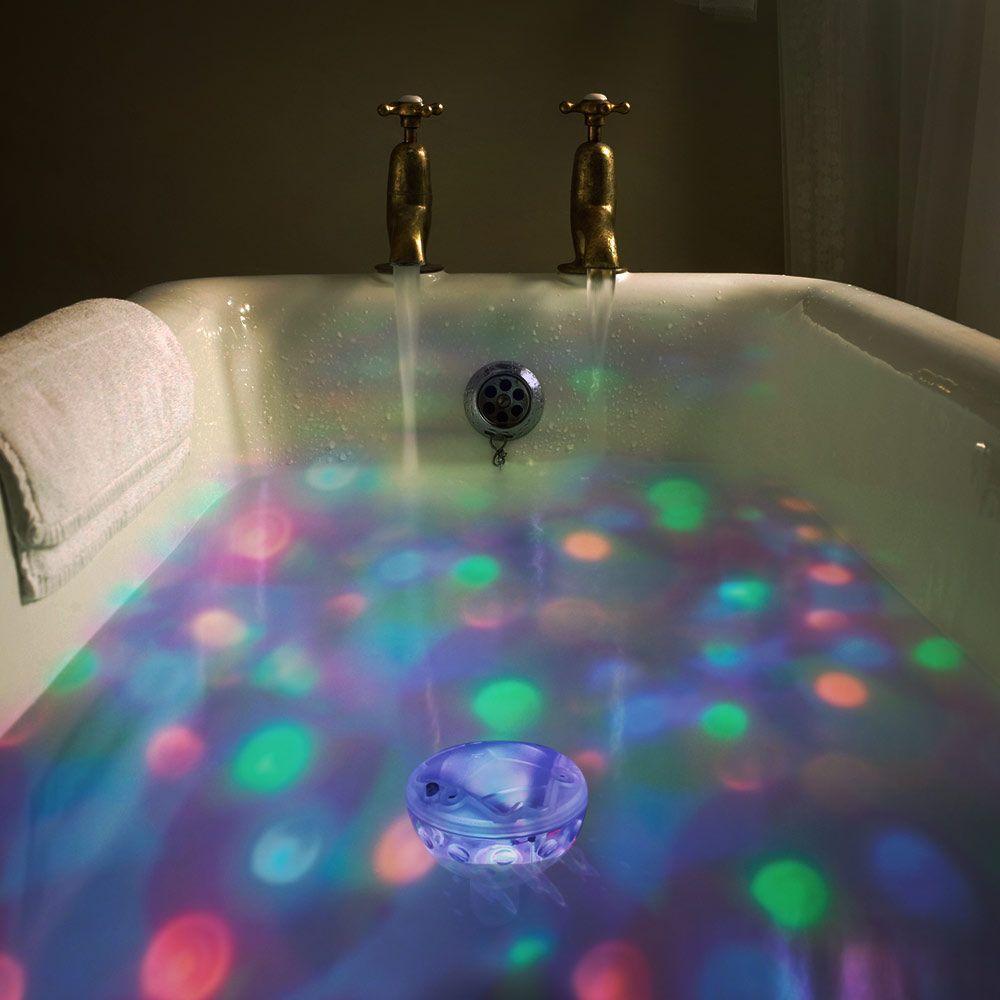 лебдечко LED светло за капење