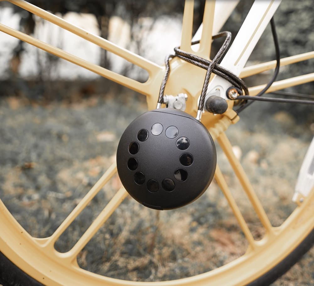 брава за велосипед со безбедносна кутија со клуч