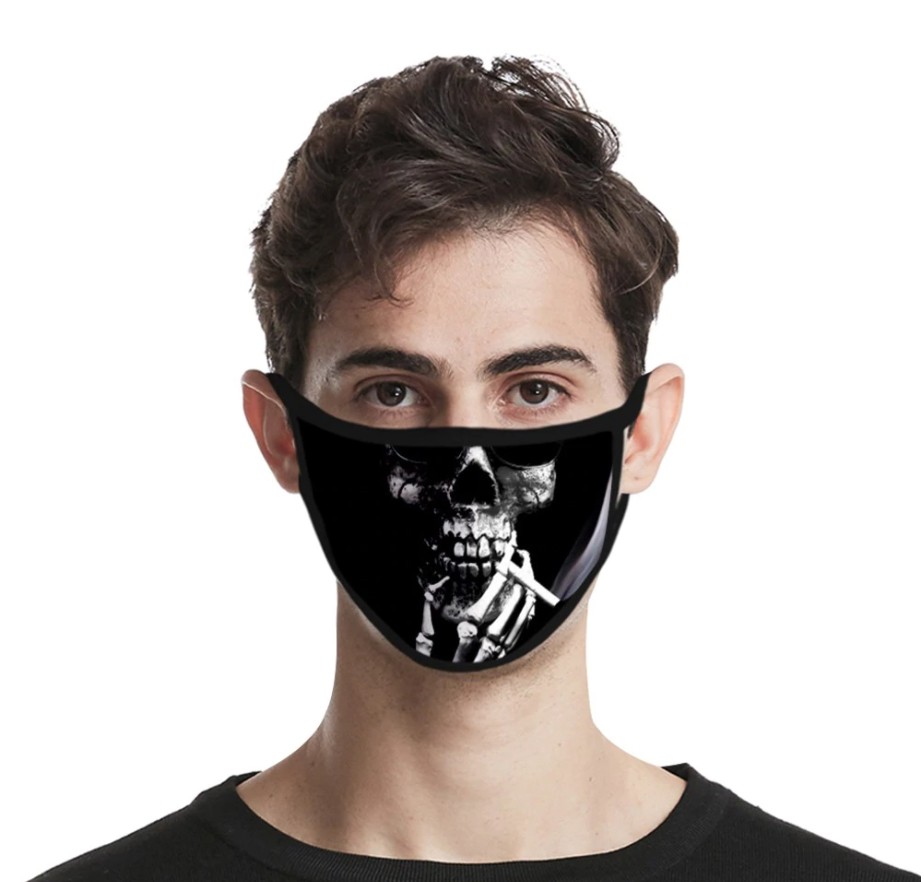 црна заштитна маска во форма на полиестер на черепот