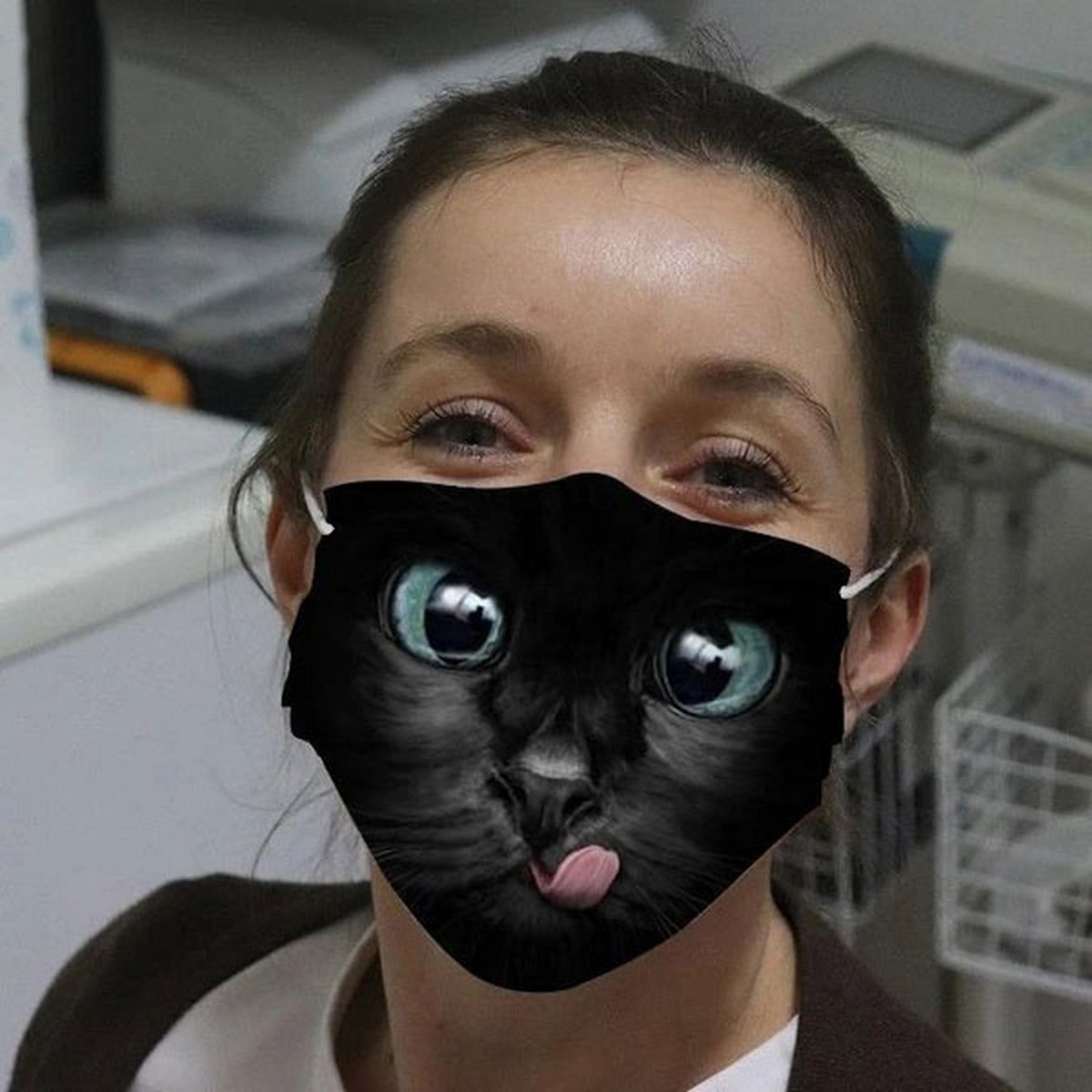 маска за лице за мачки црна