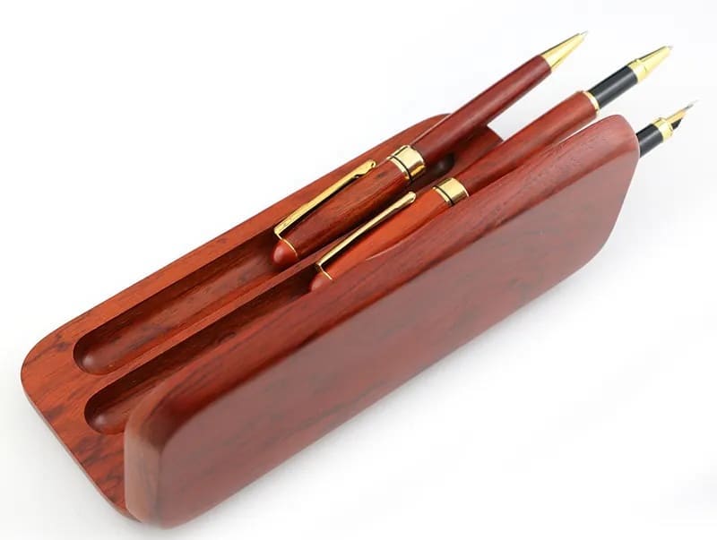 Дрвено пенкало за подарок сет