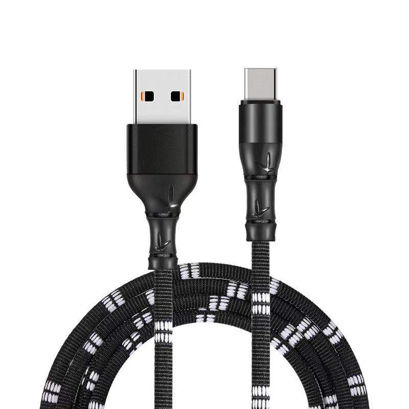 USB-кабел тип-c во дизајн од бамбус