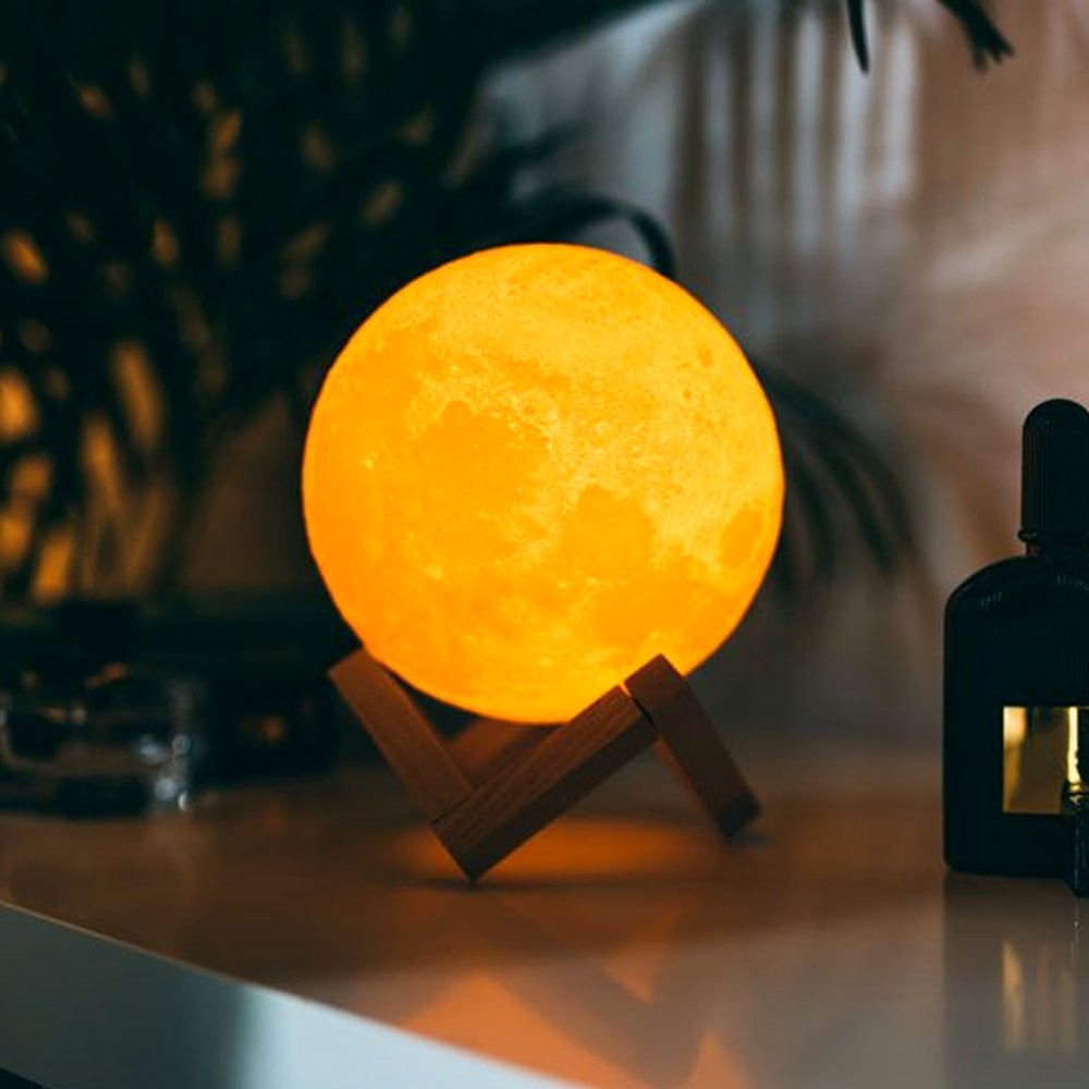 3D месечина - светилка за допир до спалната соба